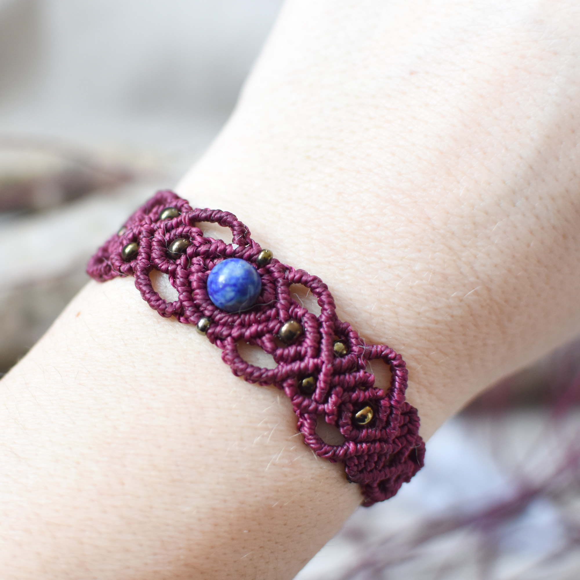 Bordo náramek s lapis lazuli